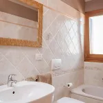 Skyview Attic, Gaia's House Апартаменти *