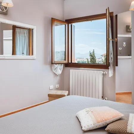 Skyview Attic, Gaia's House * Olbia