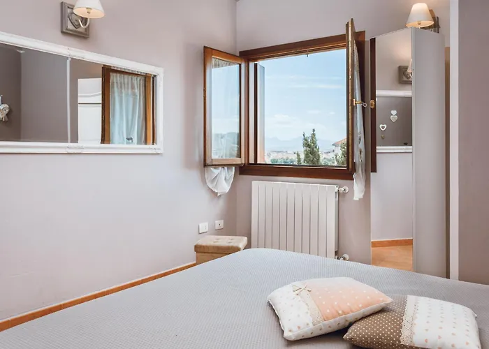 Skyview Attic, Gaia's House * Olbia