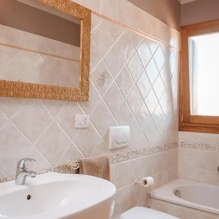 Skyview Attic, Gaia's House Appartement *